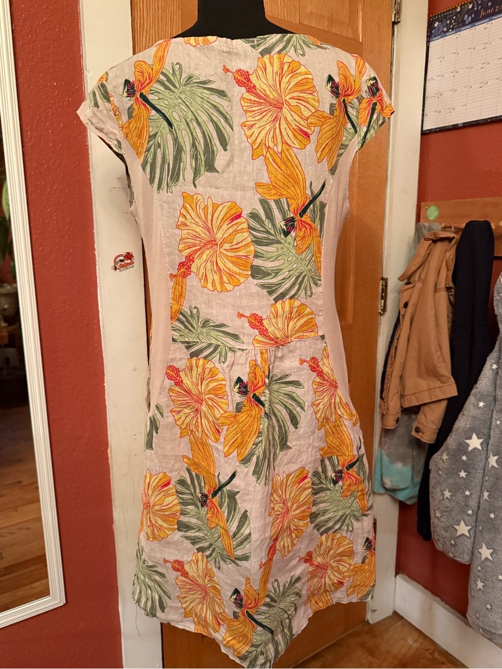 Lungo Marno Floral Shift Dress in Yellow & Green - Picture 2 of 4